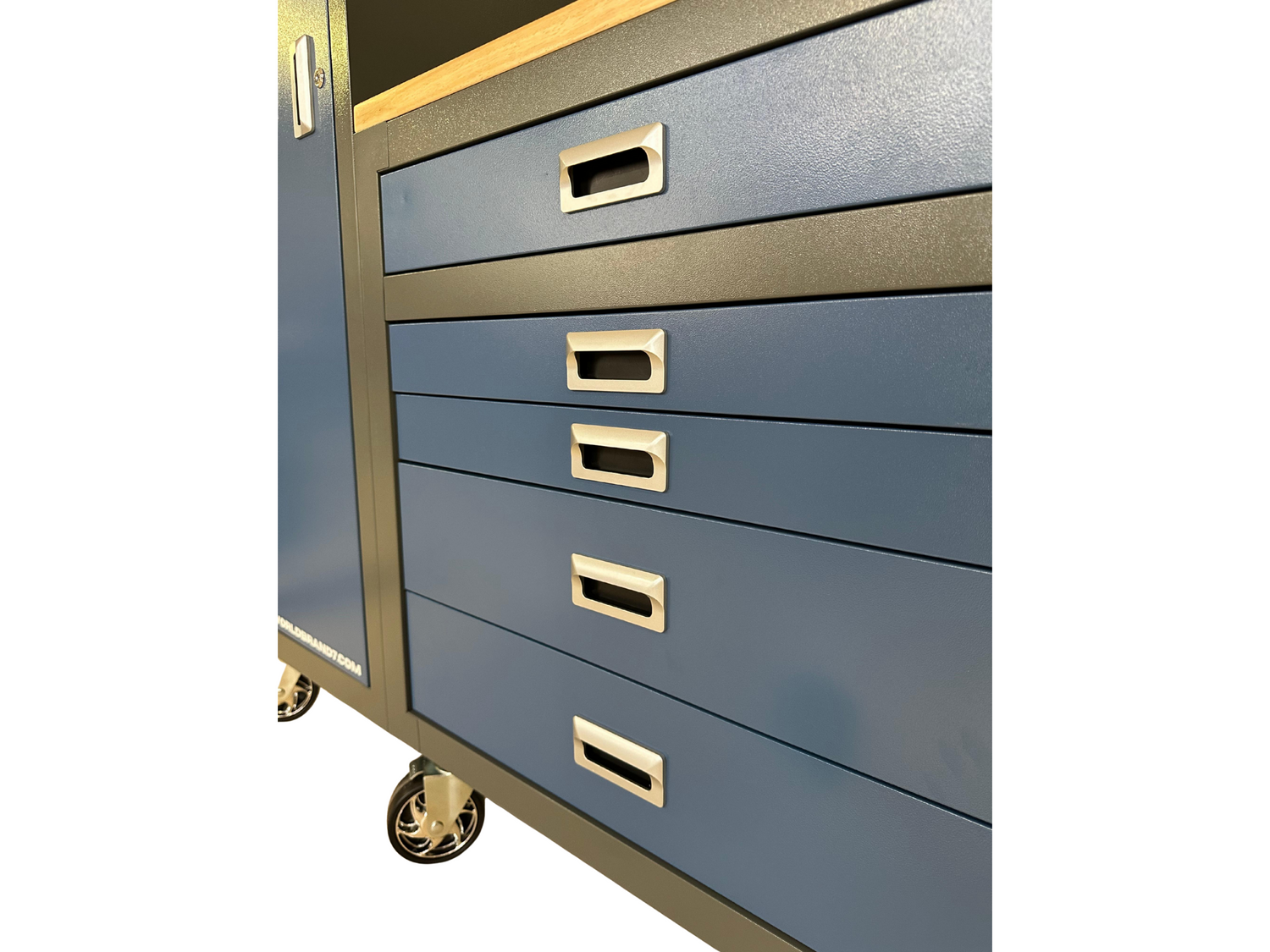 Mobile Werkbank mit 9 Schubladen & 2 Schränken | BRAND7