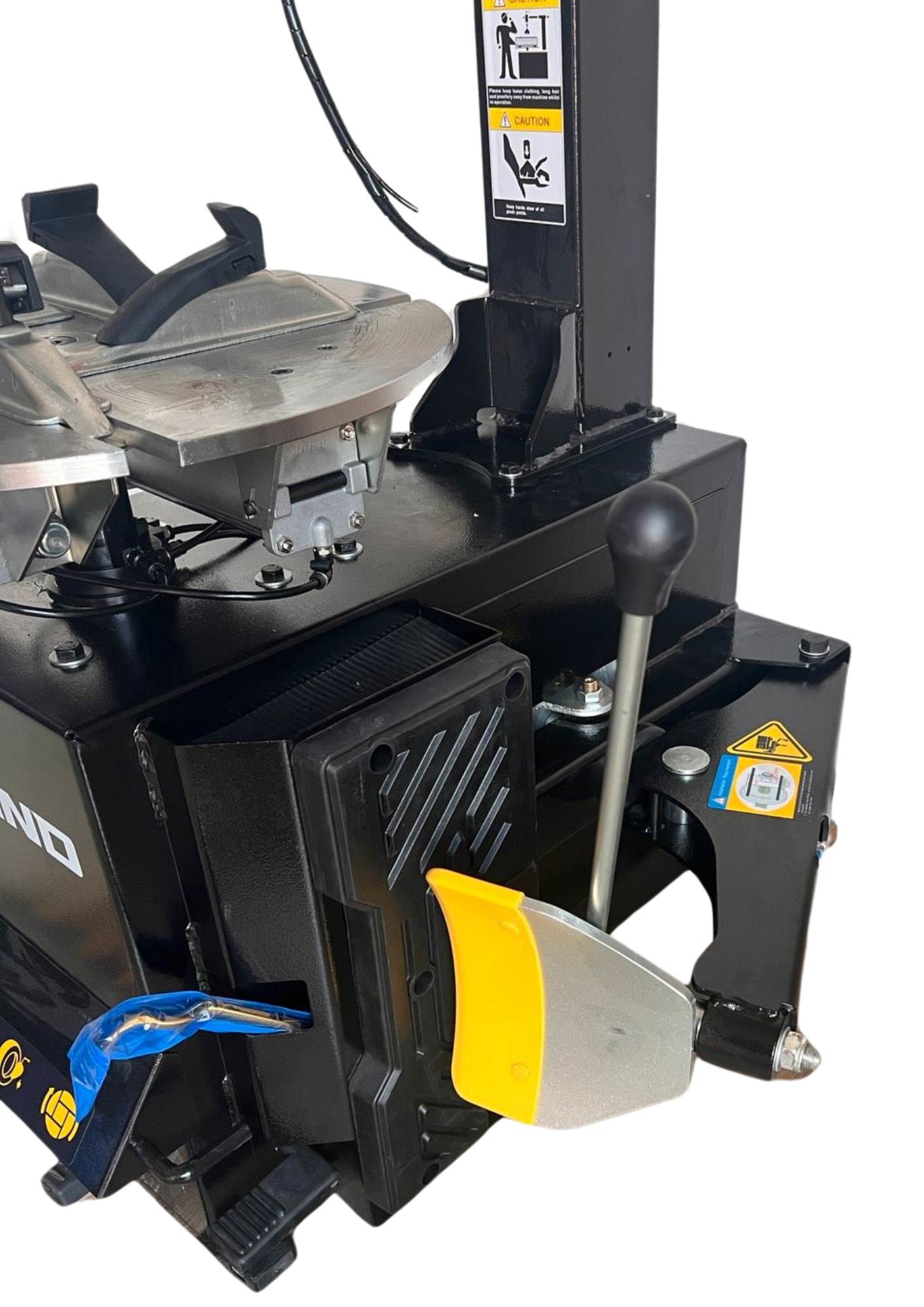 Reifenwechselmaschine mit einfachem Arm BRAND7