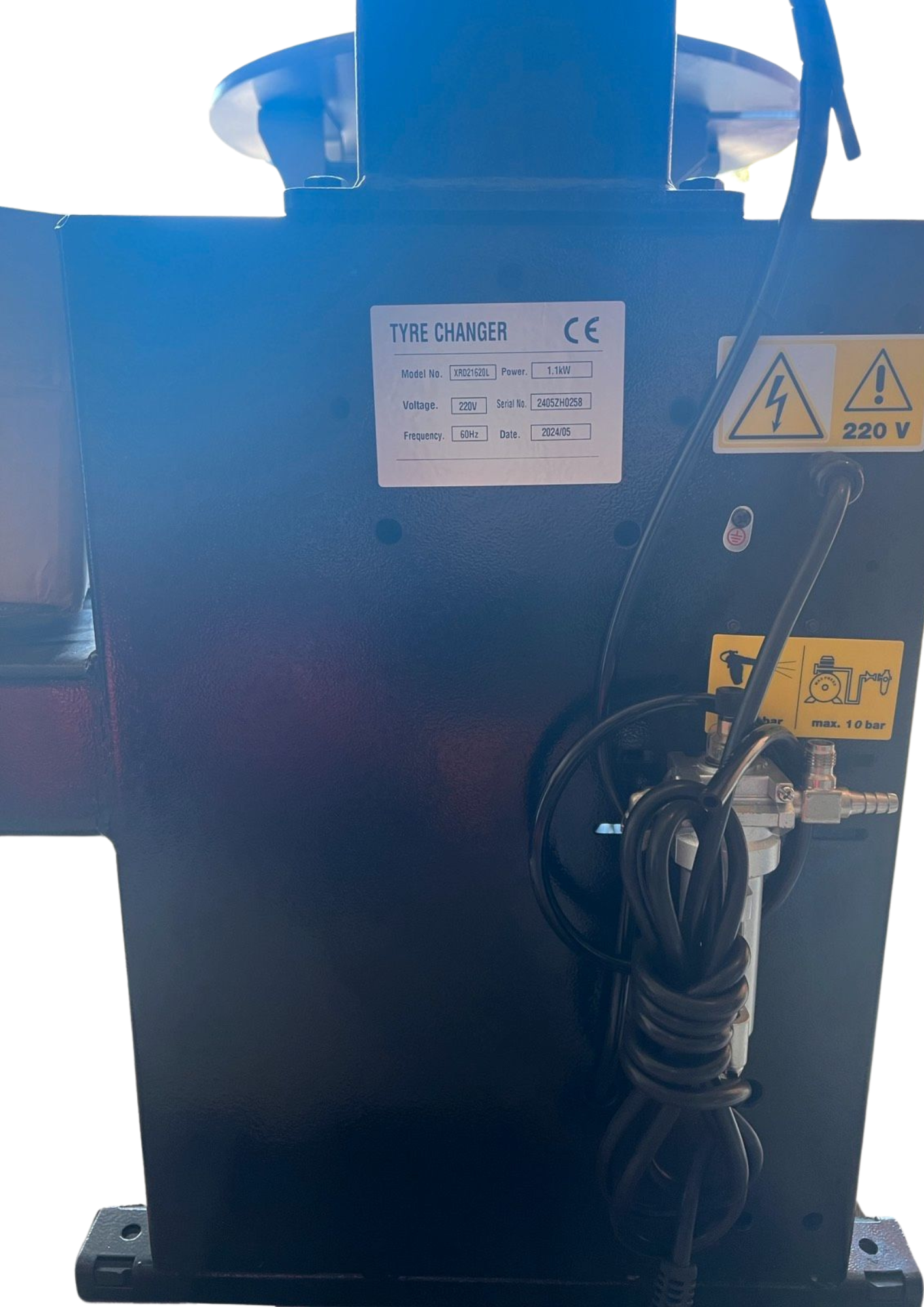 Reifenwechselmaschine mit einfachem Arm BRAND7